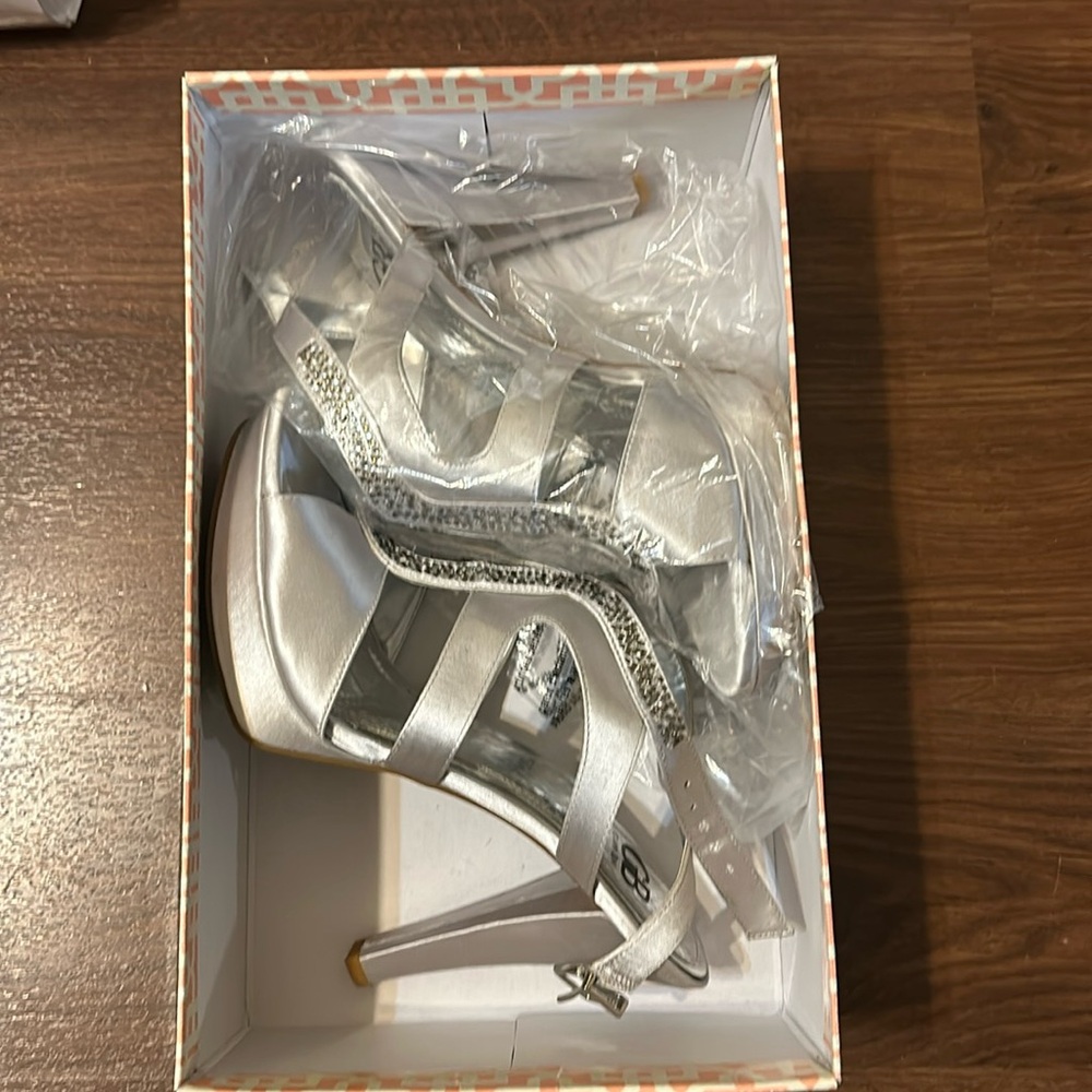 Gianni Bini heels